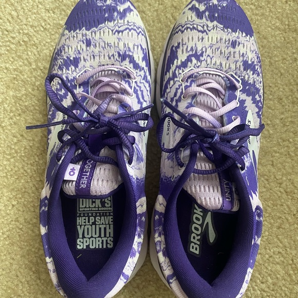brooks ghost tie dye